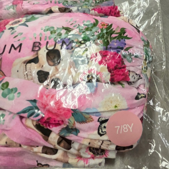 Queen Ruffled Dress - Picture 5 of 7